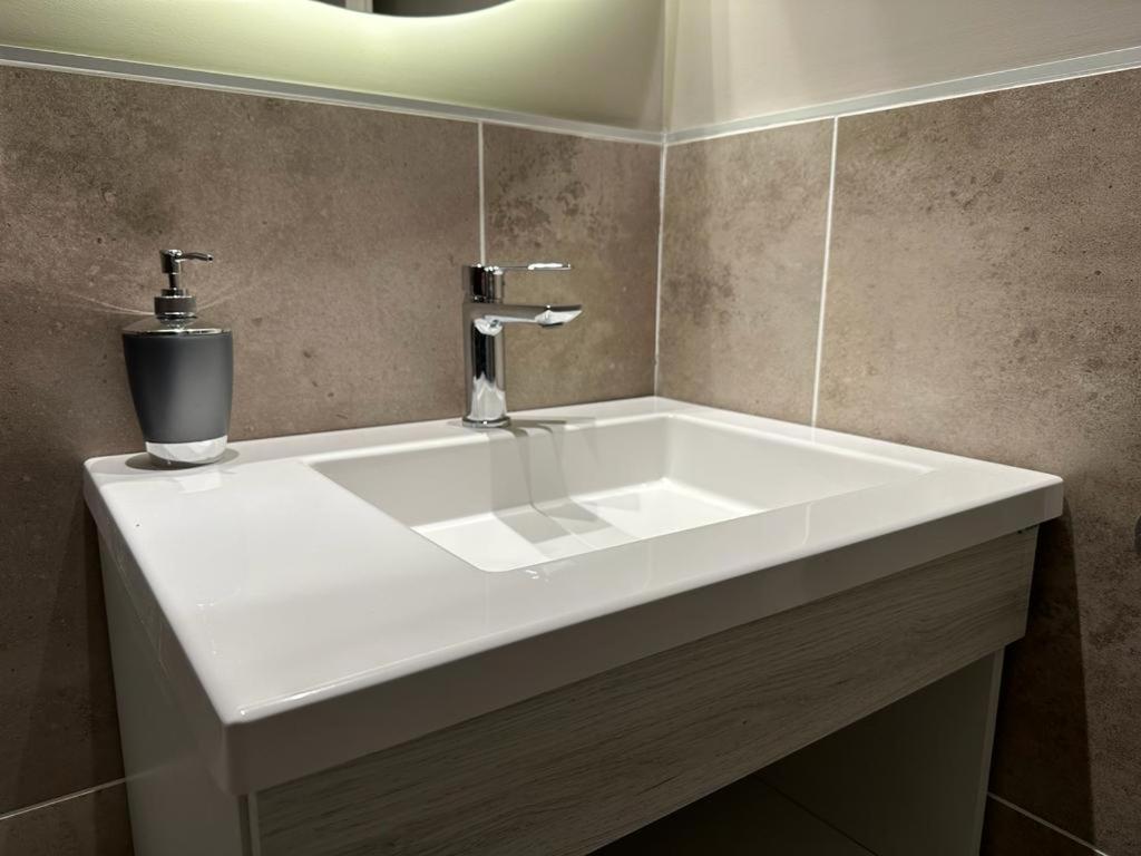 54 Diseno Urbano Apartment อูซัวยา ภายนอก รูปภาพ